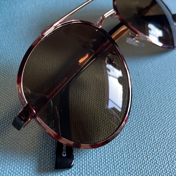 Everlane Oversized Alpaca Cardigan + icu Marbella Aviator Sunglasses - Picture 14 of 16